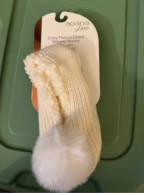 Cream Fleece-Lined Women's Slipper Socks with Pom Pom
